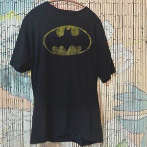 DC Comics Batman Bat Signal Vintage Inspired Cotton T-Shirt, Black, Medium